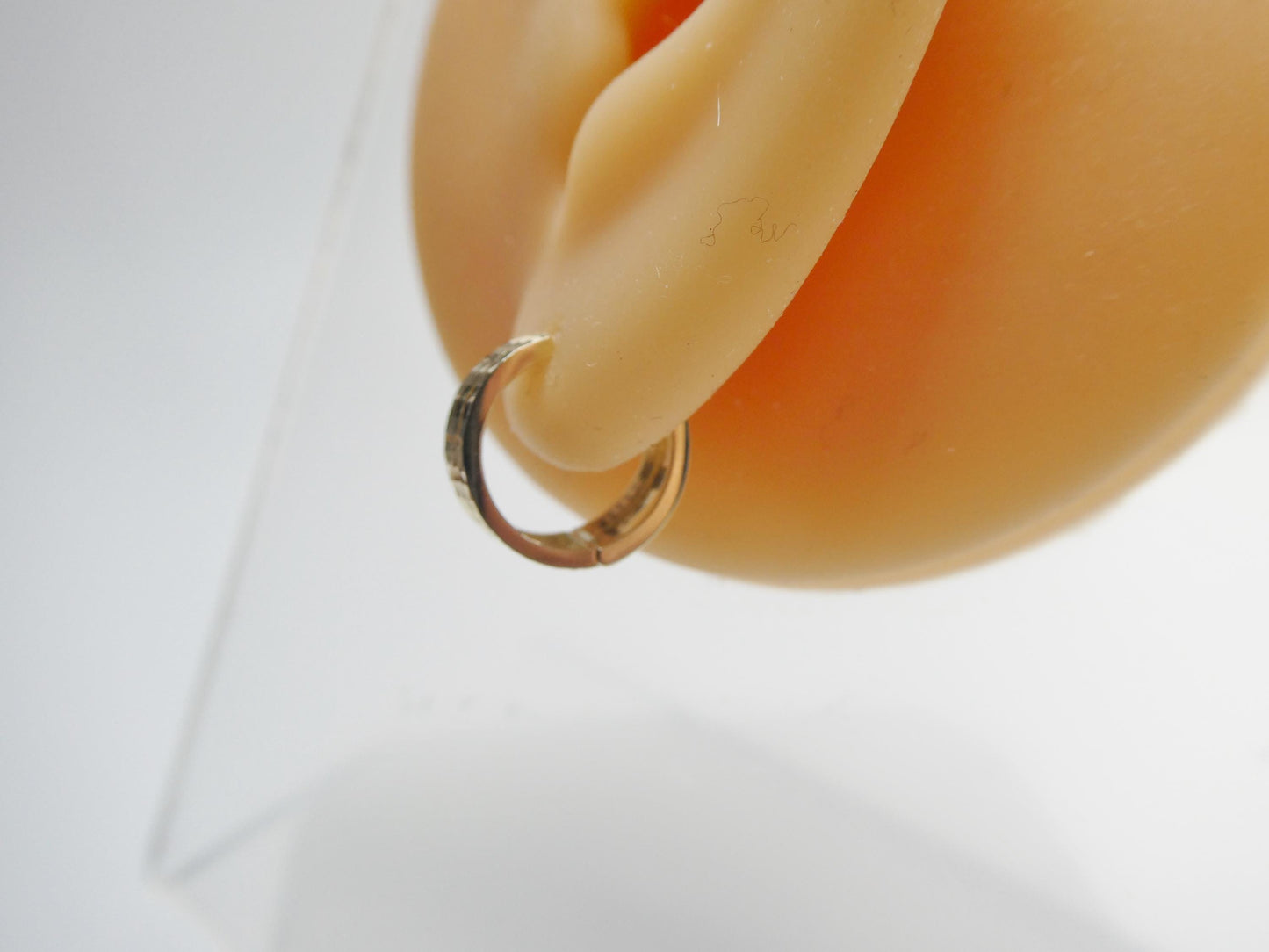 real 10k solid yellow gold designer diamond cut hoop huggie earrings