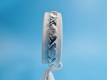 XOXO Sterling Silver Bracelet: 14k White Gold Finish, 8 Inch