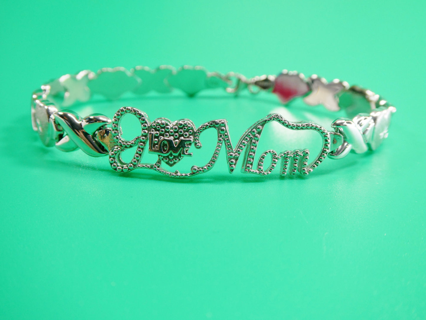 Sterling Silver 'I Love Mom' XOXO Heart Bracelet - 7.5 Inch