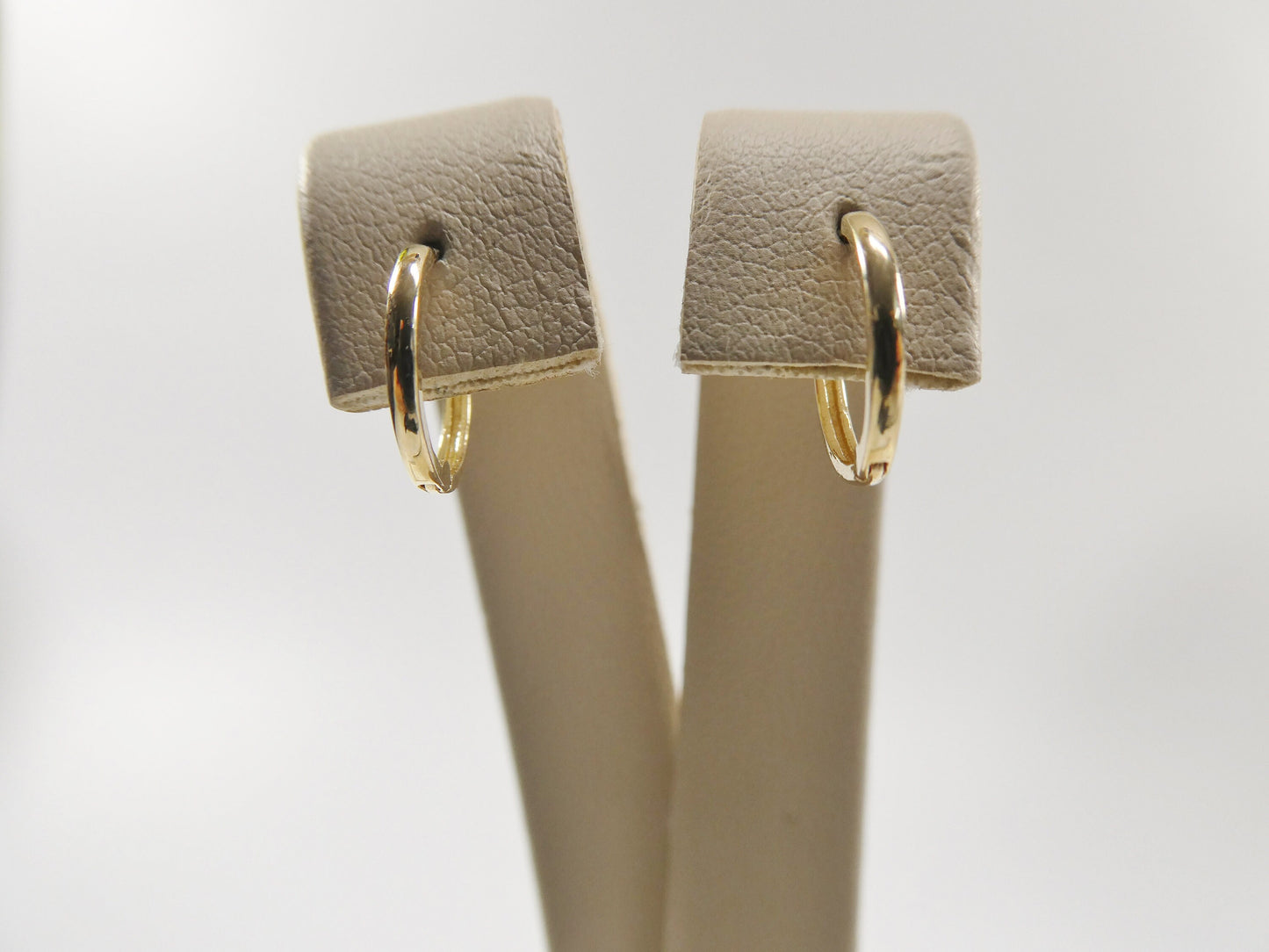 real 10k solid yellow gold tiny simple 9mm 11mm hoop huggie earrings
