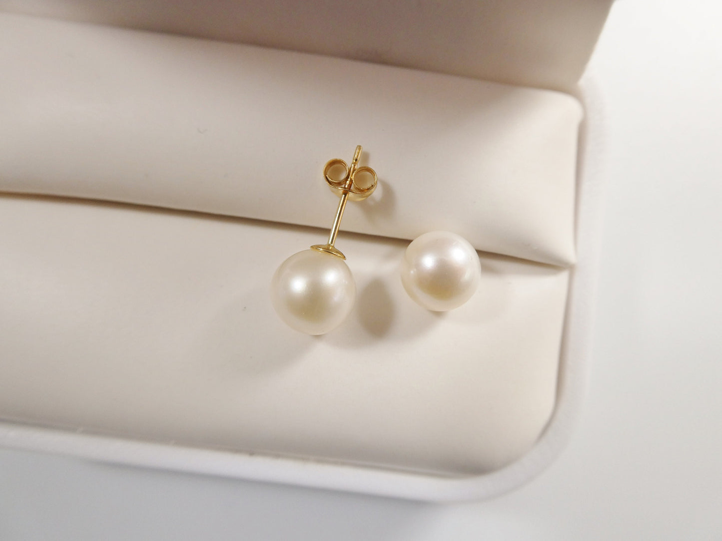 Real 10k Solid Yellow Gold Original Pearl Push Post Stud Earrings