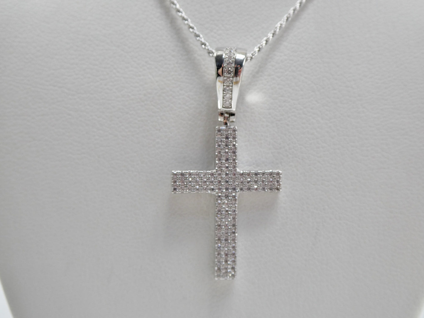 Sterling Silver Cross Pendant: 14k Gold, 18 Inch Chain