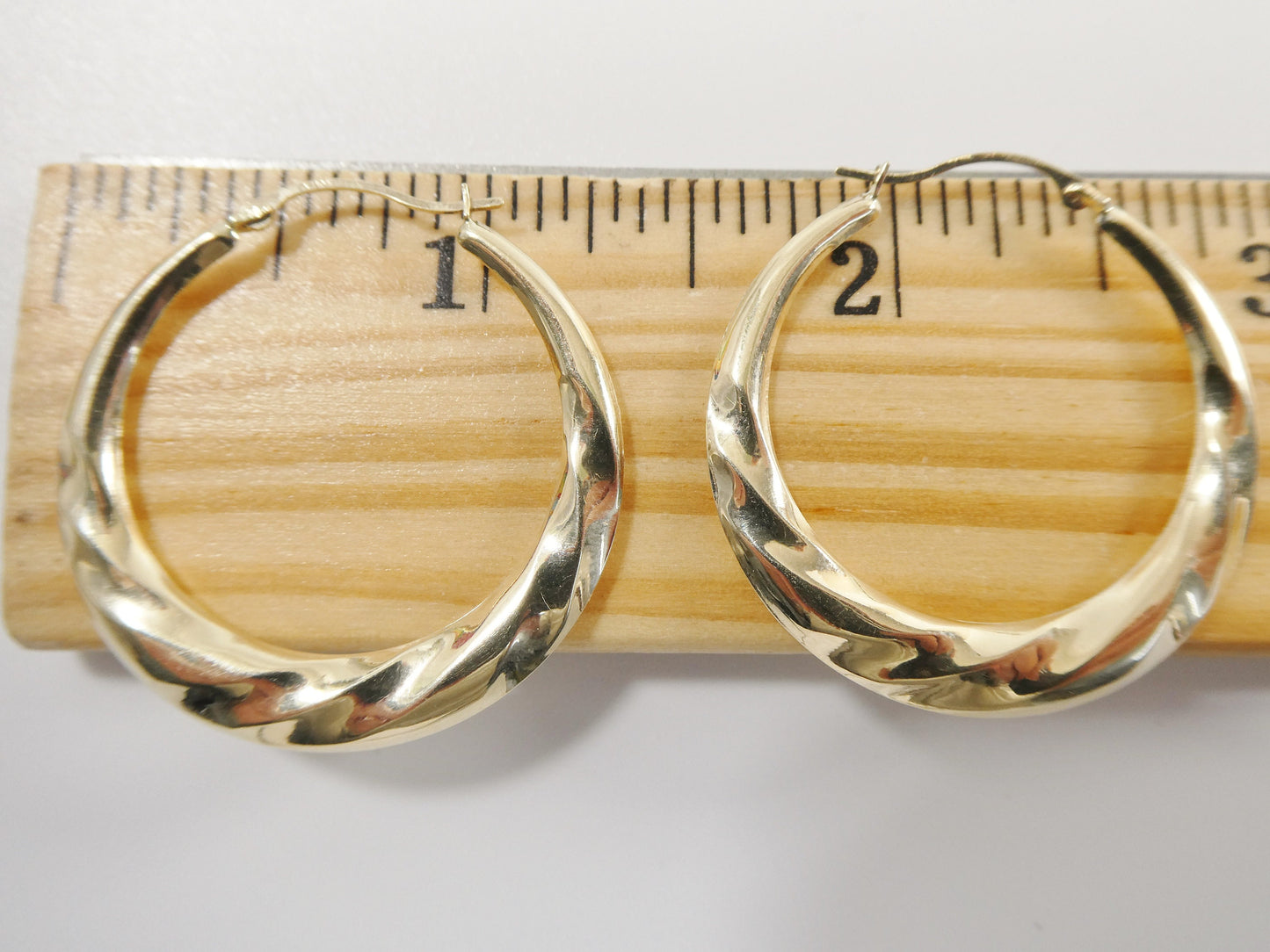 10k real solid yellow gold 32MM classic design hoop earrings