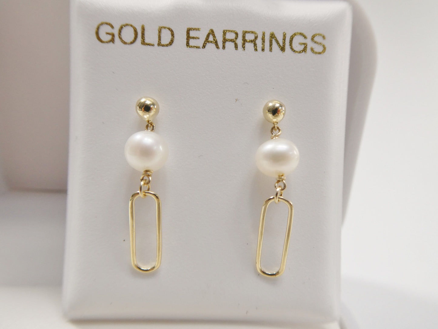 Real 10k Solid Yellow Gold Freshwater Cultured Pearl Stud Earrings Dainty