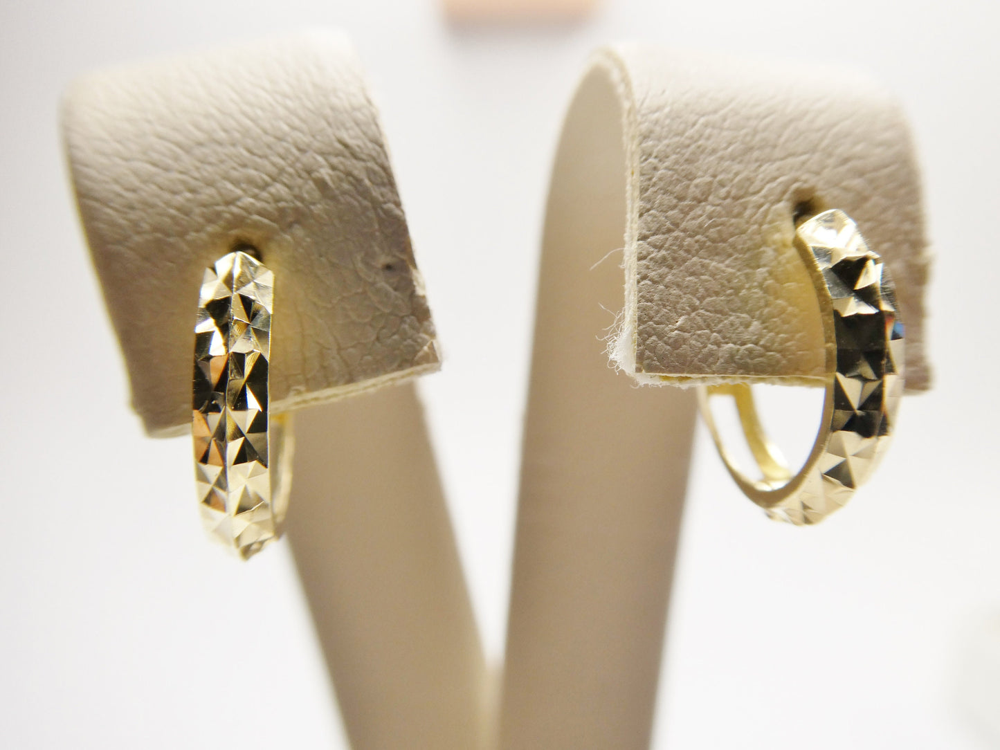 Real 10k Solid Yellow Gold Diamond Cut 13mm Hoop Huggie Earrings