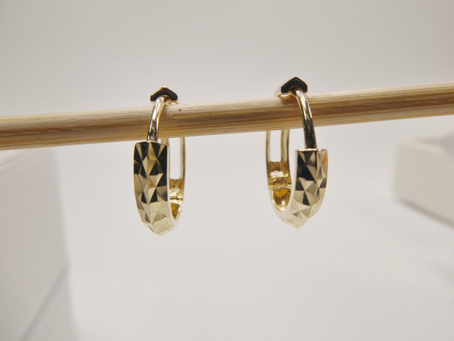 Real 10k Solid Yellow Gold Diamond Cut 13mm Hoop Huggie Earrings