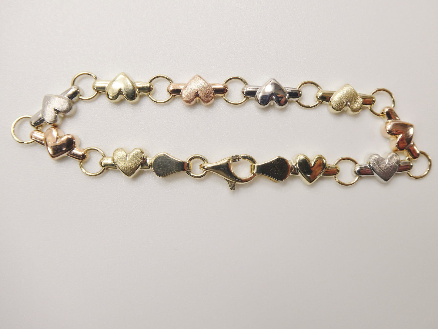 10k Solid Gold Heart Bracelet: Tri Color XO Chain