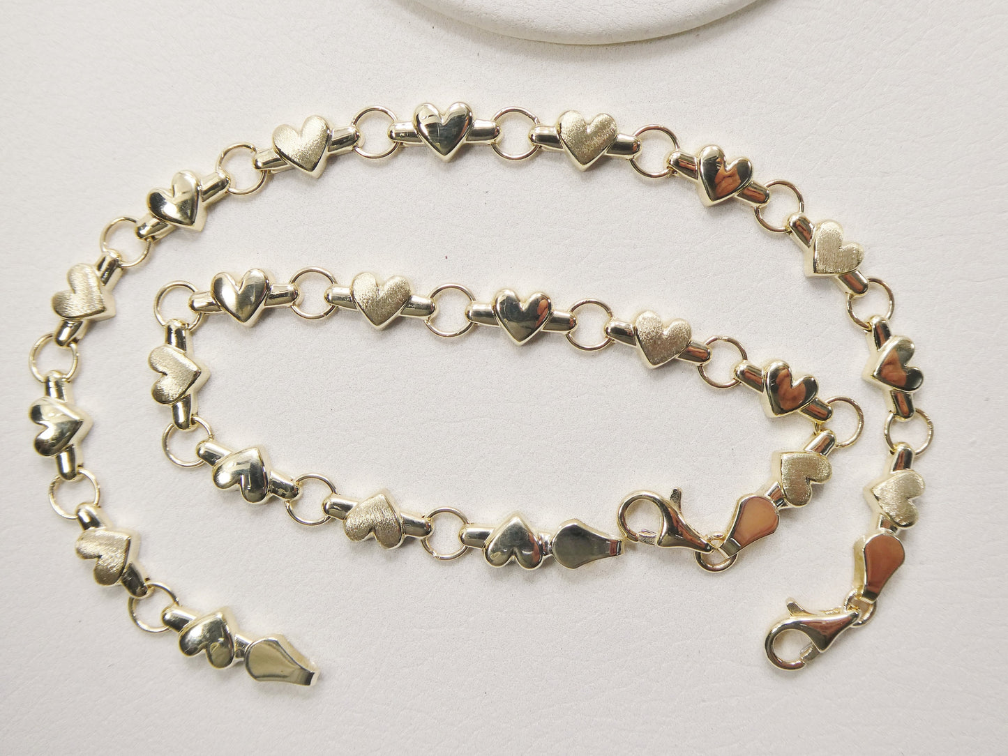 10k Solid Yellow Gold Heart Bracelet all yellow tone - Children's / Women's XO Link