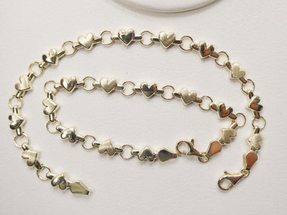 10k Solid Yellow Gold Heart Bracelet all yellow tone - Children's / Women's XO Link