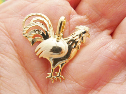 10k Real Solid Yellow Gold Elegant Rooster Pendent and 18 Inch Figaro Necklace