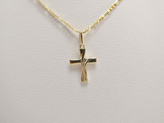 10k Yellow Gold Figaro Chain & Cross Pendant Necklace: 18 inch