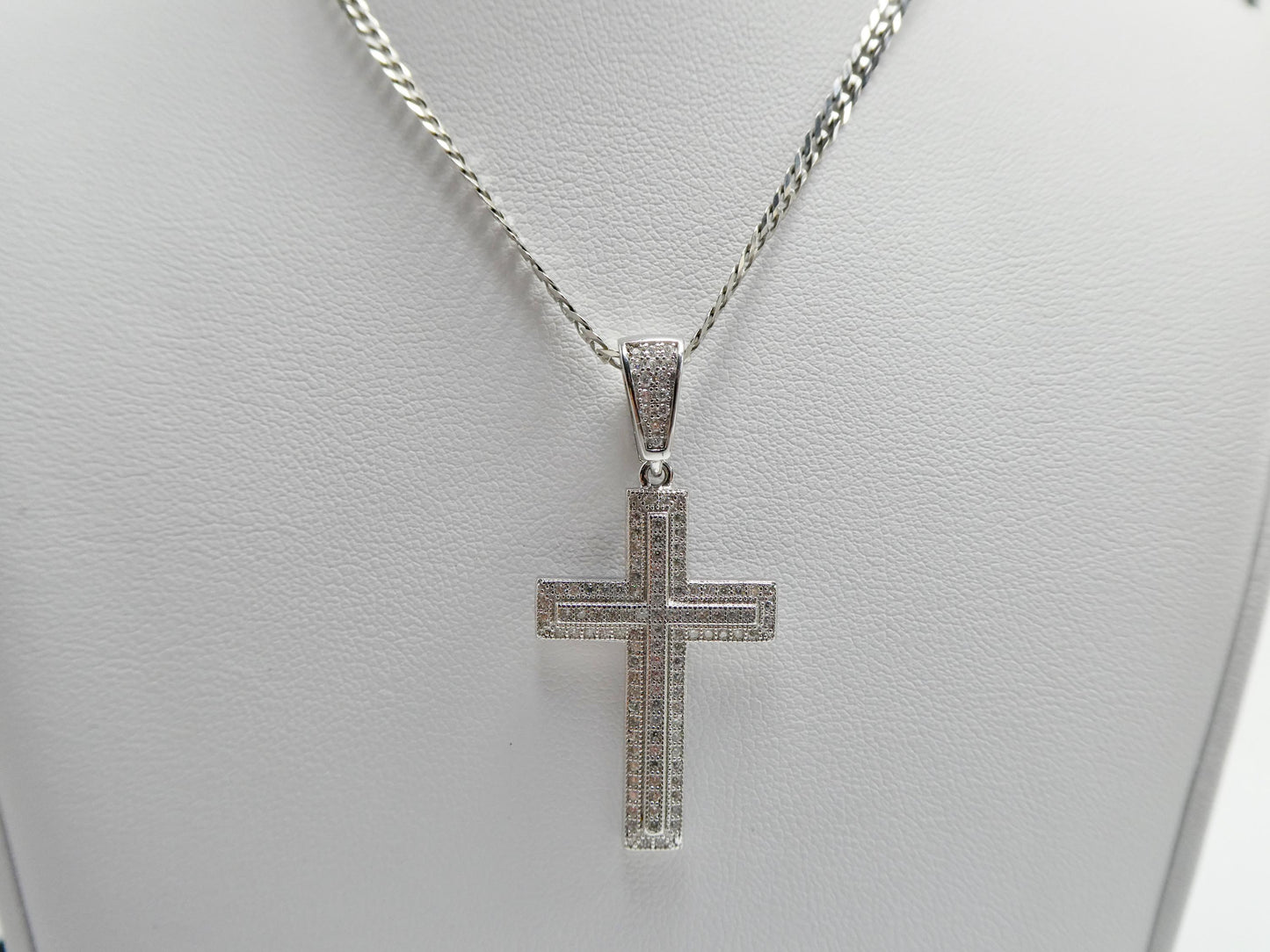 Real 925 Sterling Silver 18 Inch Flat Chain and Moissanite Cross Pendent Charm