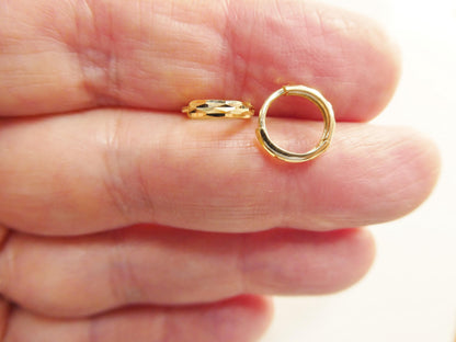 Real 10k Solid Yellow Gold Diamond Cut Hoop Huggie Earrings