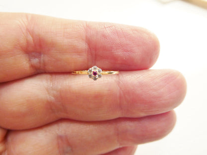 10k Solid Yellow Gold Red Stone Center Kids Pinky Ring