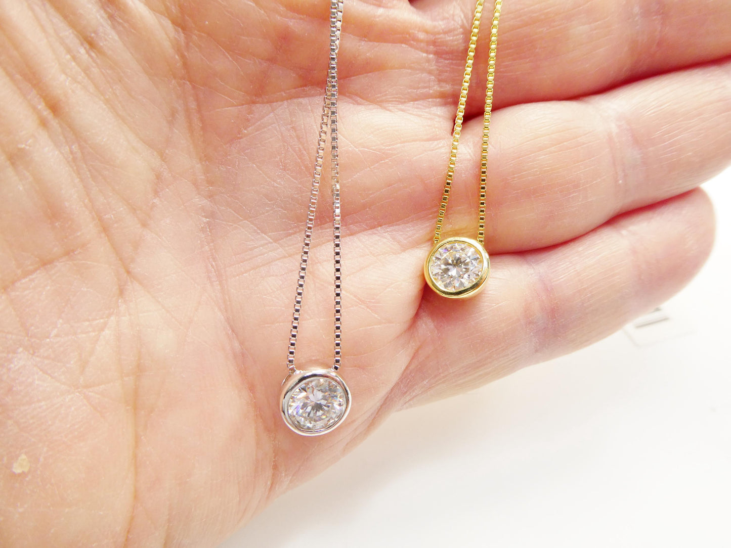 925 Sterling Silver Round Bezel Setting Moissanite Necklace
