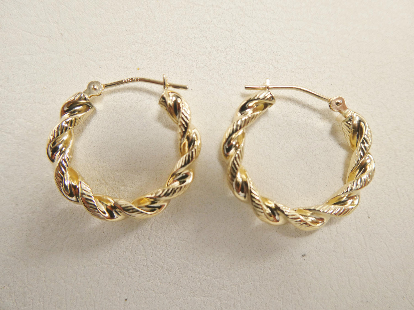 14k Real Solid Yellow Gold Classic Twist Earrings
