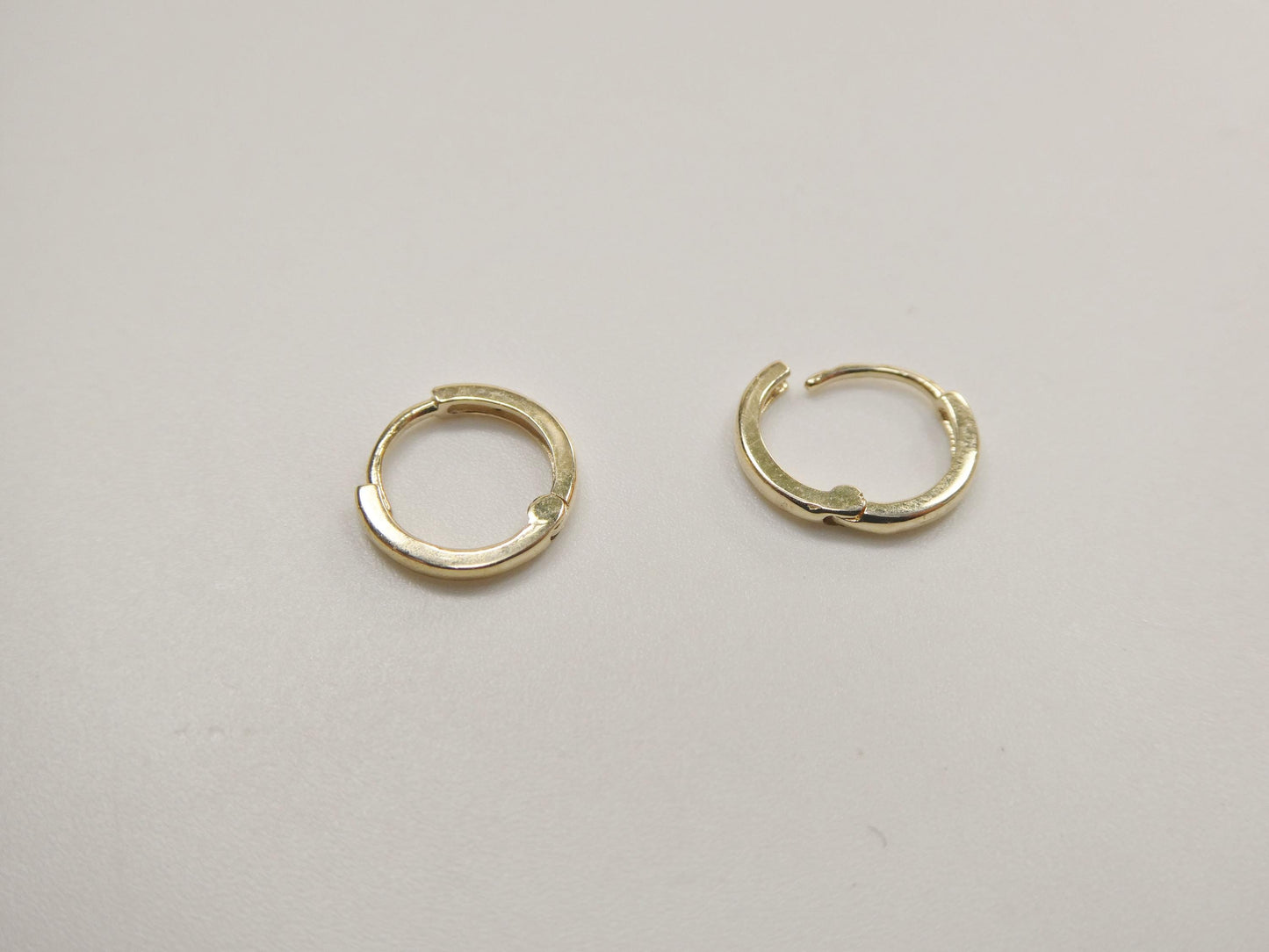 Real 10k Solid Yellow Gold 10mm 1.5MM THICKNESS Plain Hoop Huggie Earrings