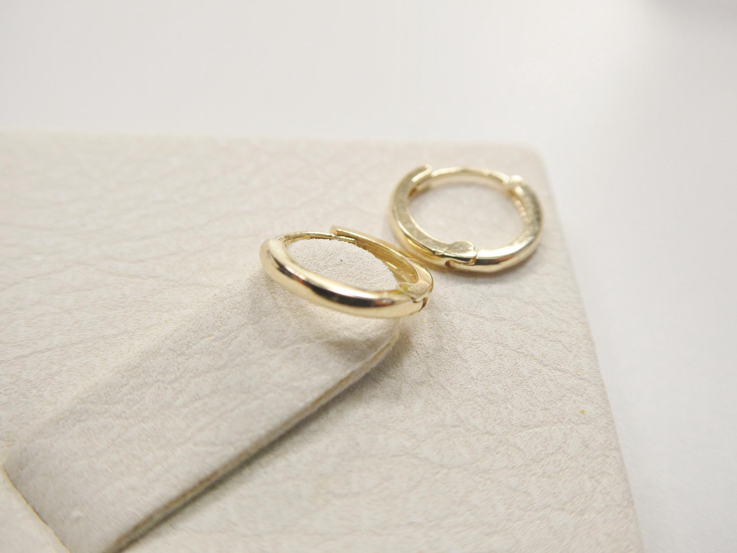 Real 10k Solid Yellow Gold 10mm 1.5MM THICKNESS Plain Hoop Huggie Earrings