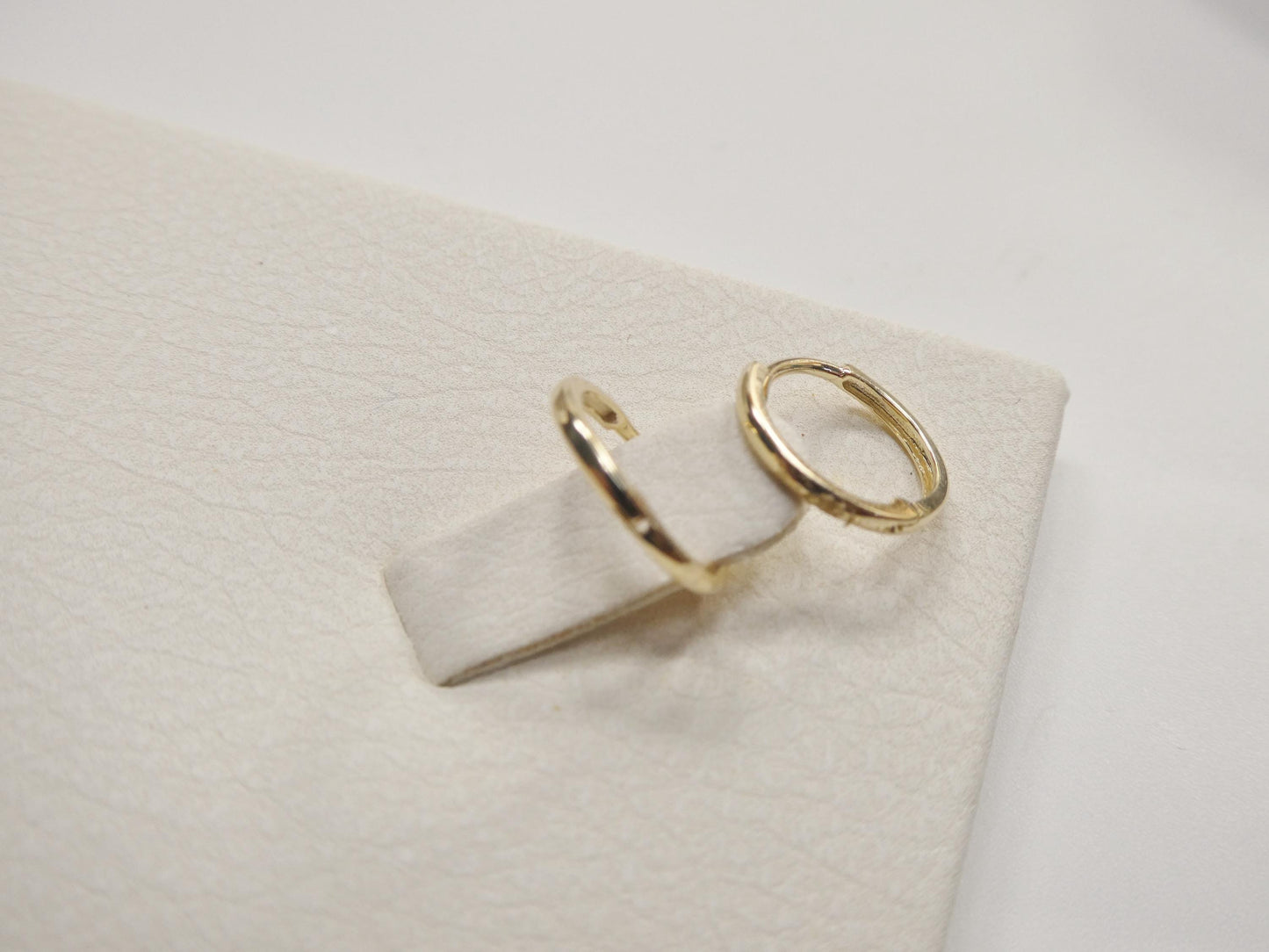 Real 10k Solid Yellow Gold 11 mm 1.1 mm THICKNESS Plain Hoop Huggie Earrings