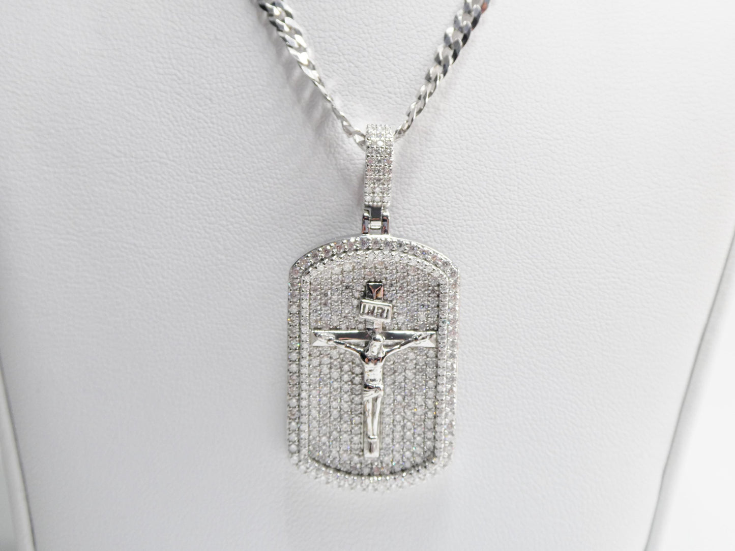 Real 925 Sterling Silver 22 Inch Flat Chain and Moissanite Cross Medallion Pendent Charm