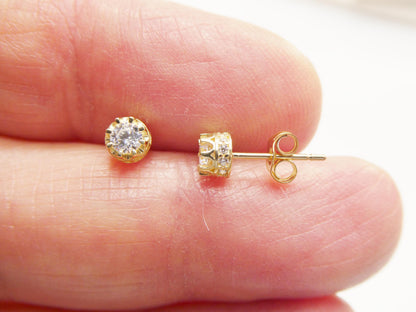 Real 10k Solid Yellow Gold Small Crown Style Push Post Circle Stud Earrings