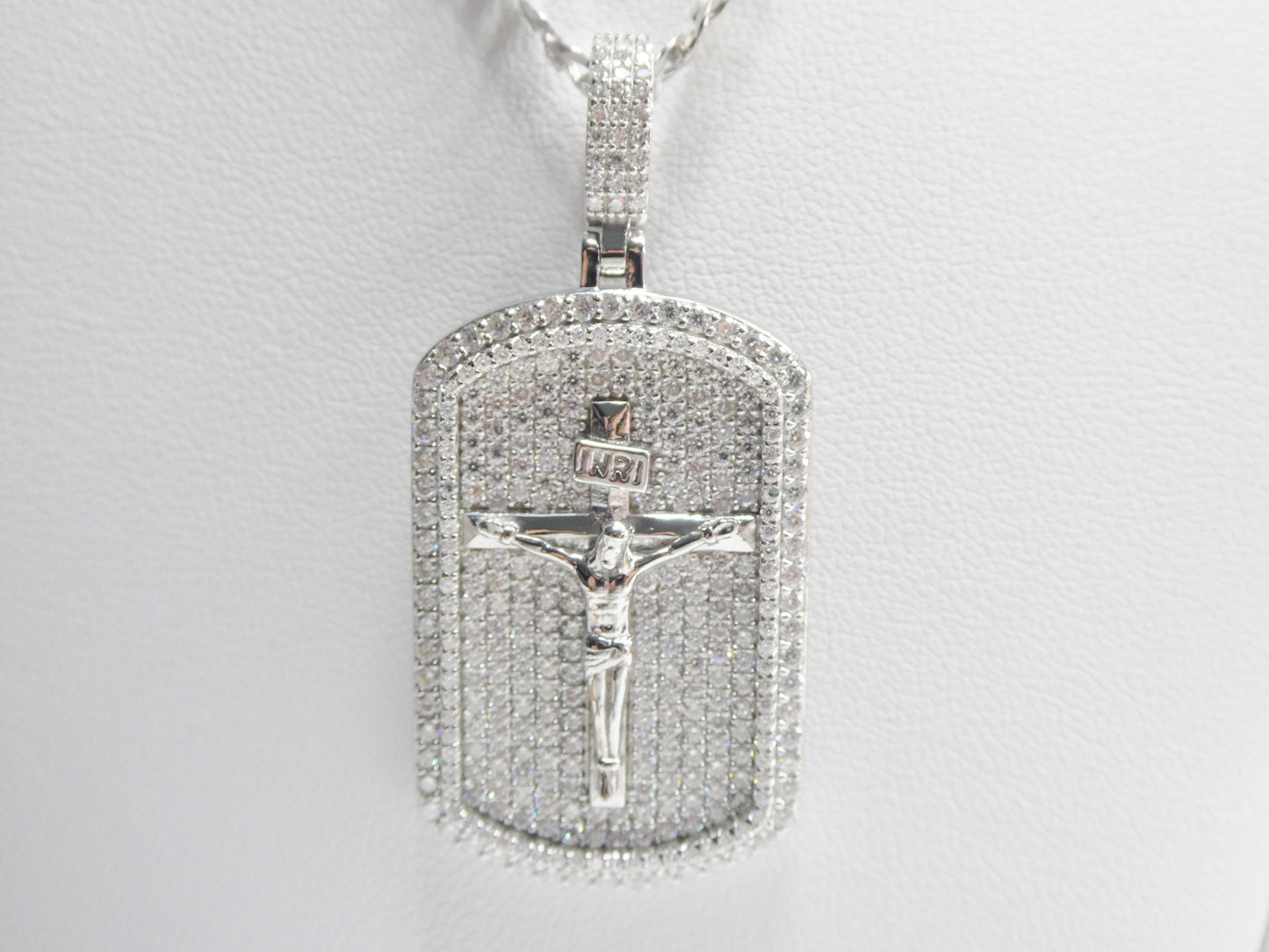 Real 925 Sterling Silver 22 Inch Flat Chain and Moissanite Cross Medallion Pendent Charm