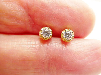 Real 10k Solid Yellow Gold Small Crown Style Push Post Circle Stud Earrings