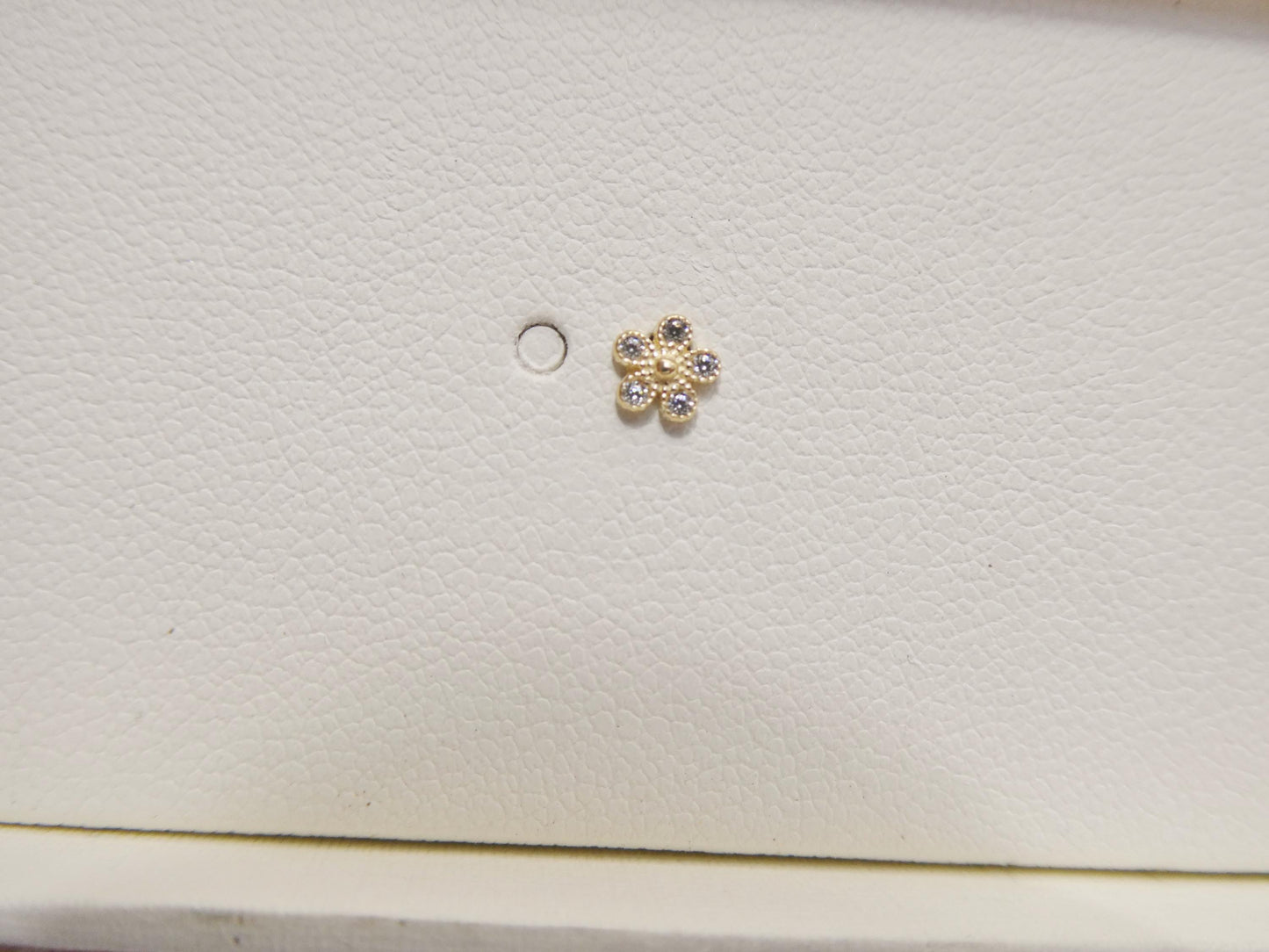 14k Real Solid Yellow Gold Flower Nose Rings