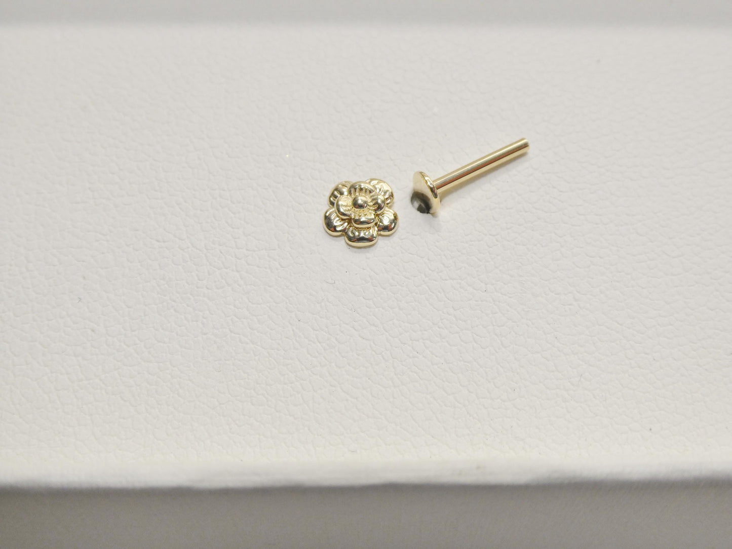14k Real Solid Yellow Gold Cartilage Flower Body Ring Piercing
